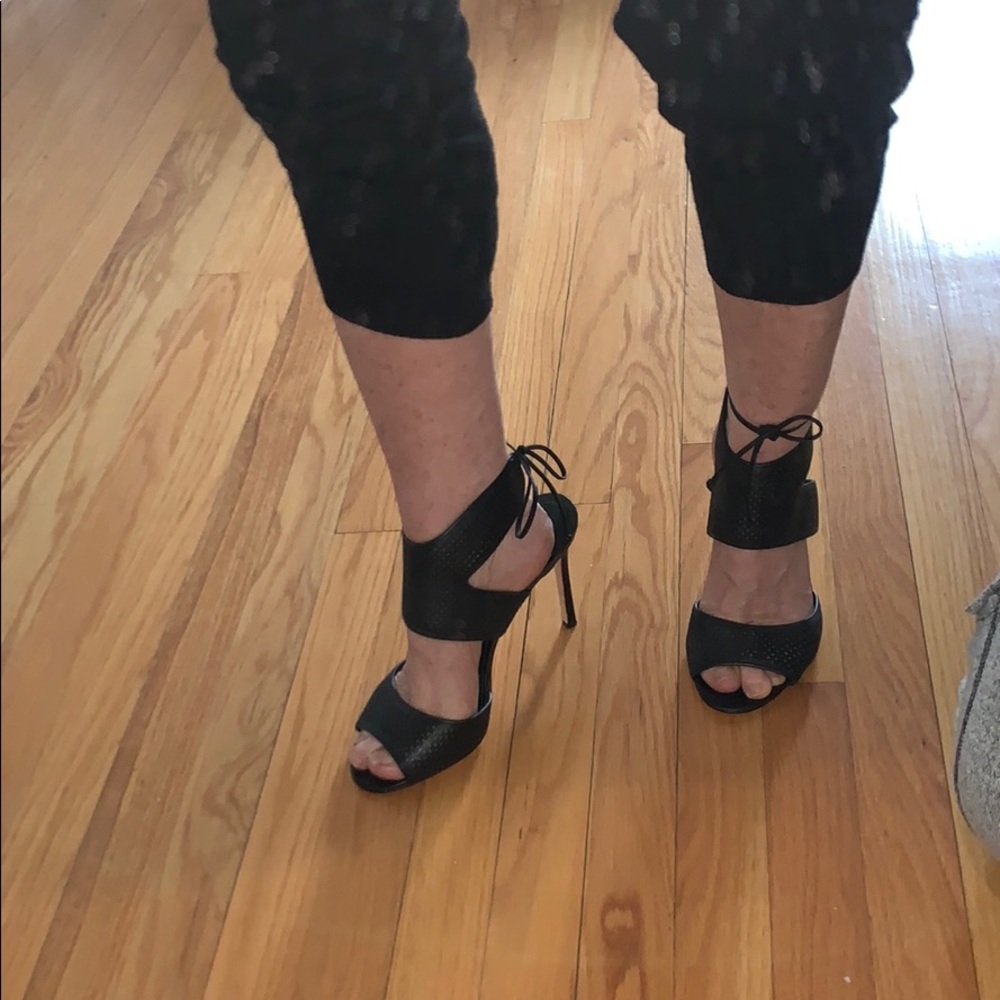 Por la Victoire black heels - Picture 5 of 6